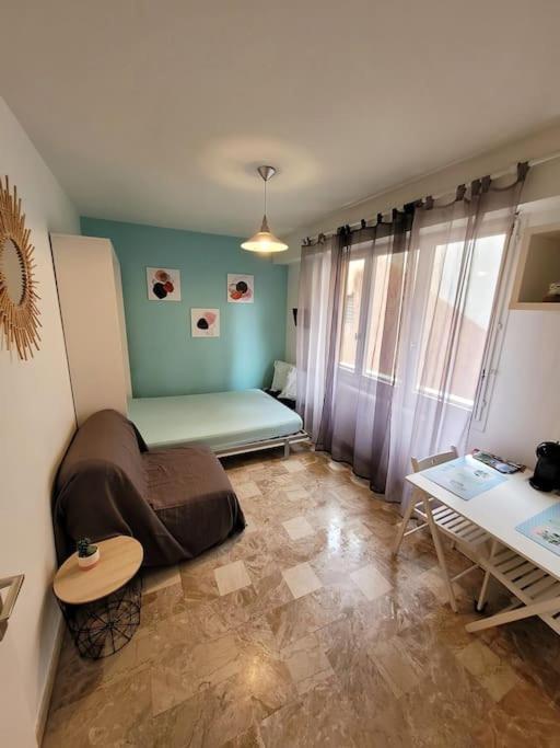 Apartment Le Studio 74 !!! Hyper Centre Historique !! *