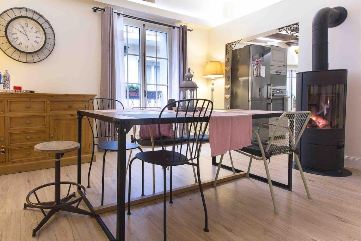 Cocoon, 1 Min Romantique Apartment *