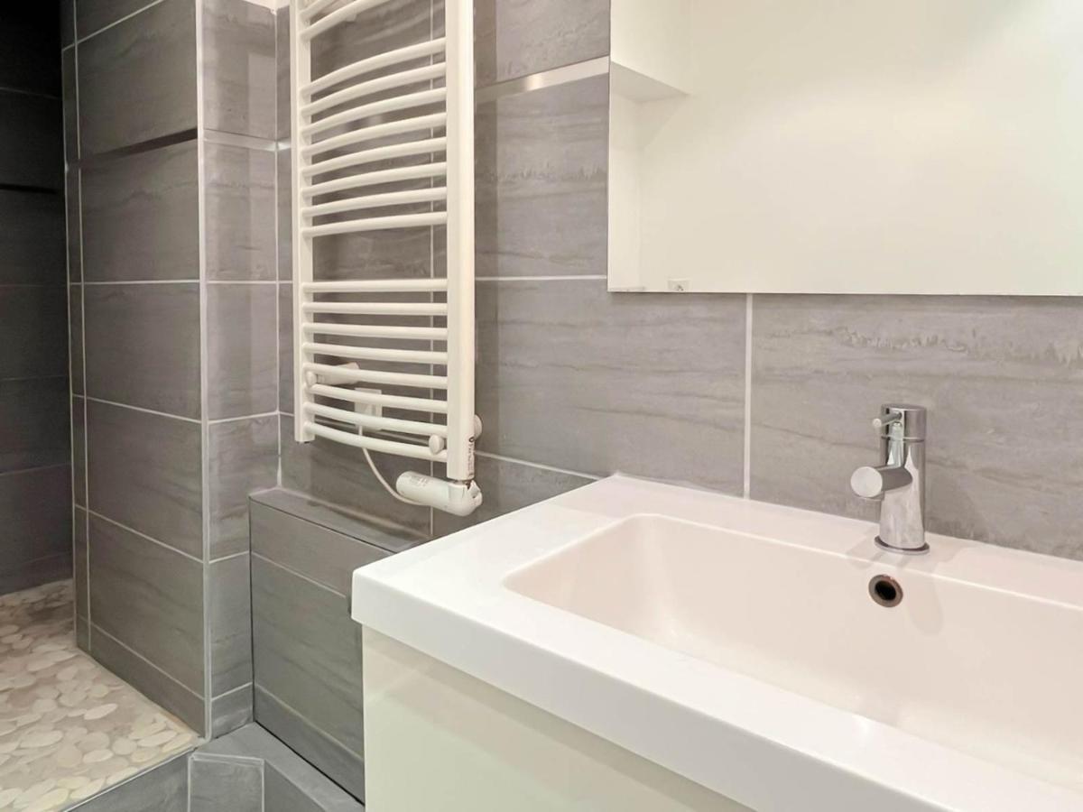 Apartment Serena Rue Carnot
