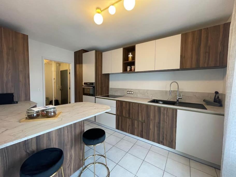 Apartment Le Mont-veyrier, Parking Et Vue *