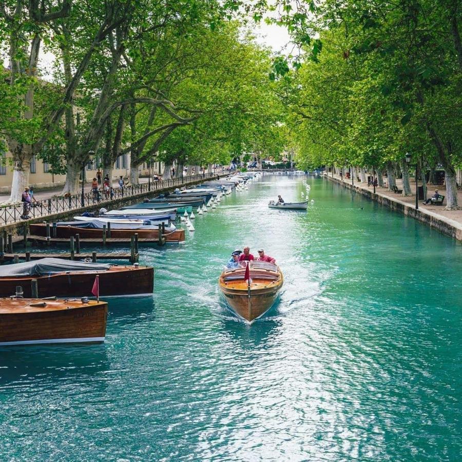 Acapulco Romantique Annecy