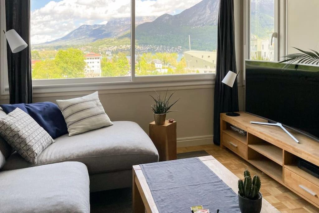 Apartment Le Panorama - Vue Lac Et Montagne Avec Parking *