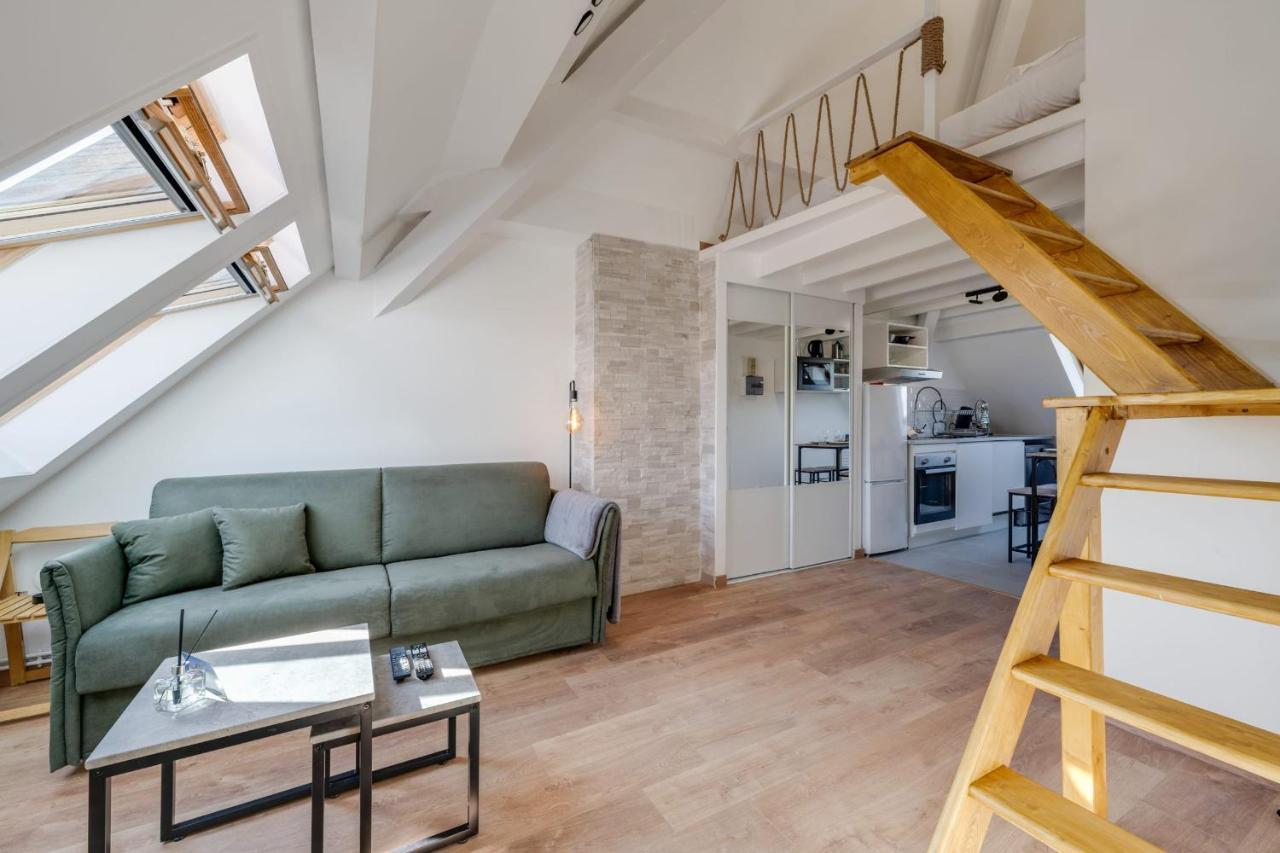 Le Supernova - With Mezzanine In The Heart Of The * Annecy