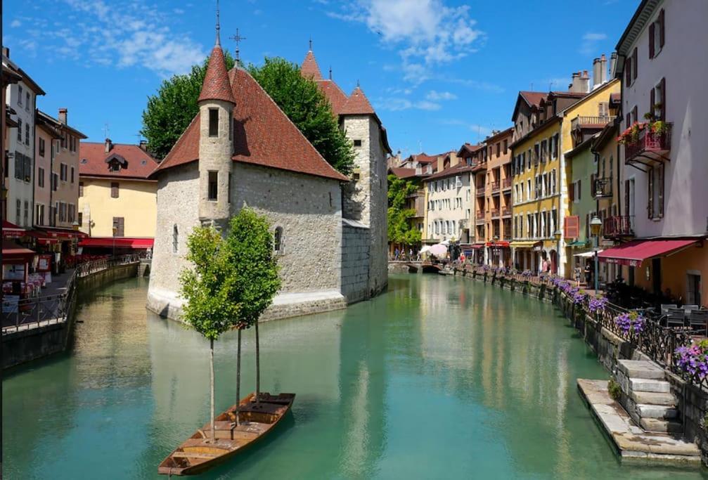 Minoterie Accueillant T3 Avec Place De Parking Privee Apartment *