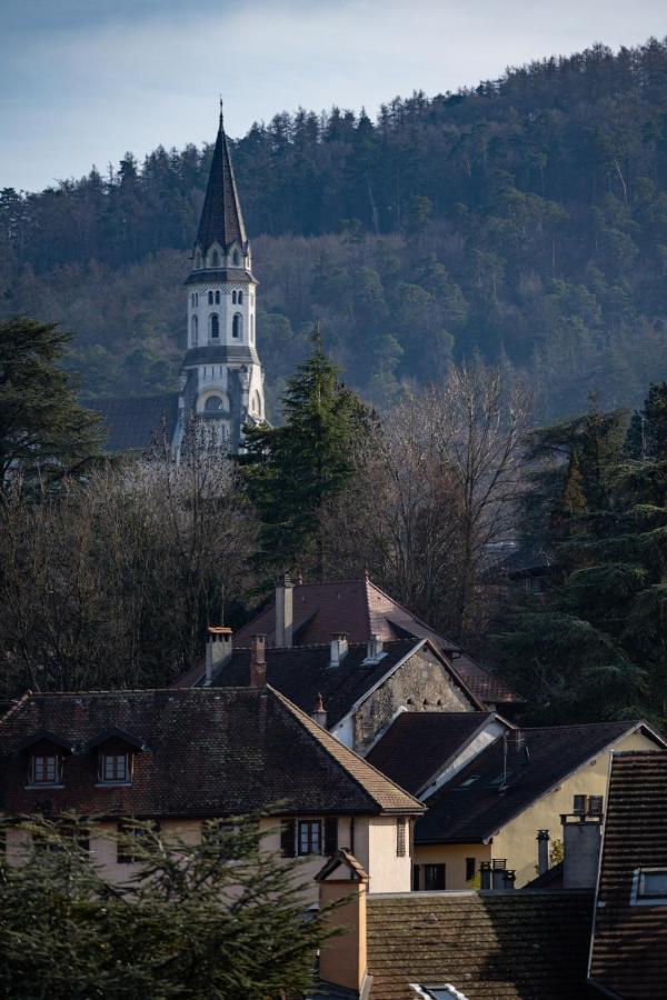 Le Supernova - With Mezzanine In The Heart Of The Annecy