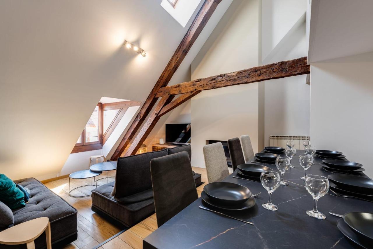 Apartment Le Septqatre - Grand Triplex Au Coeur De La Vieille Annecy