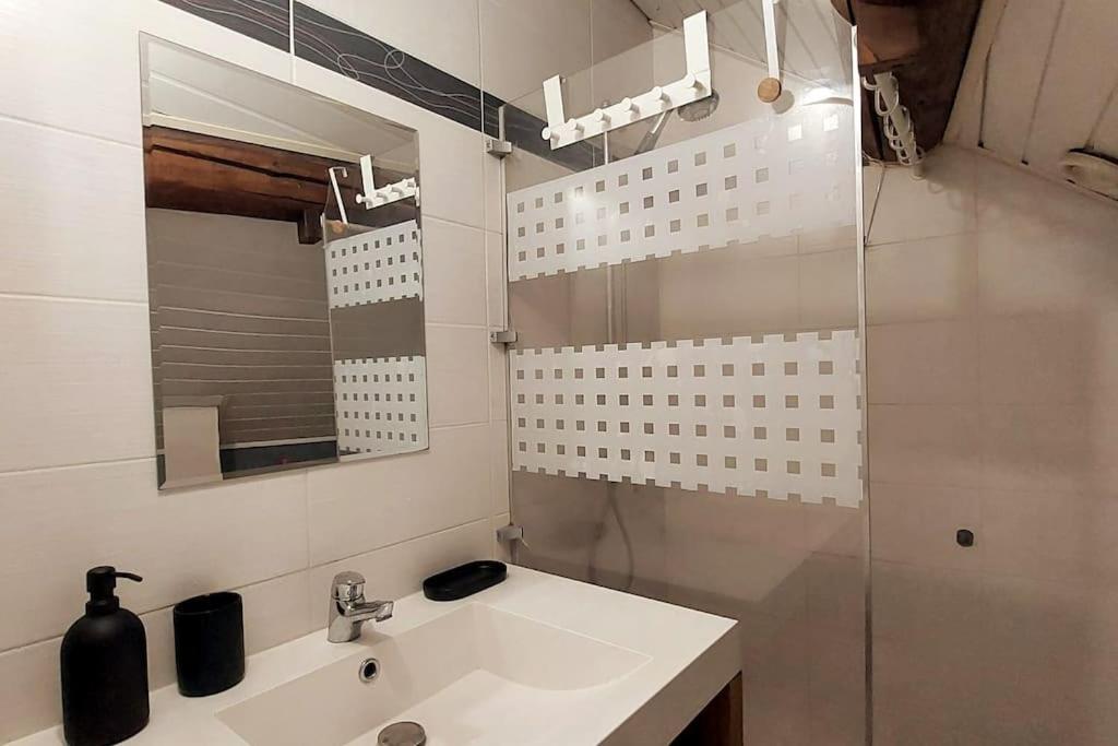 Charm In The Heart Of The Old Town Apartment *