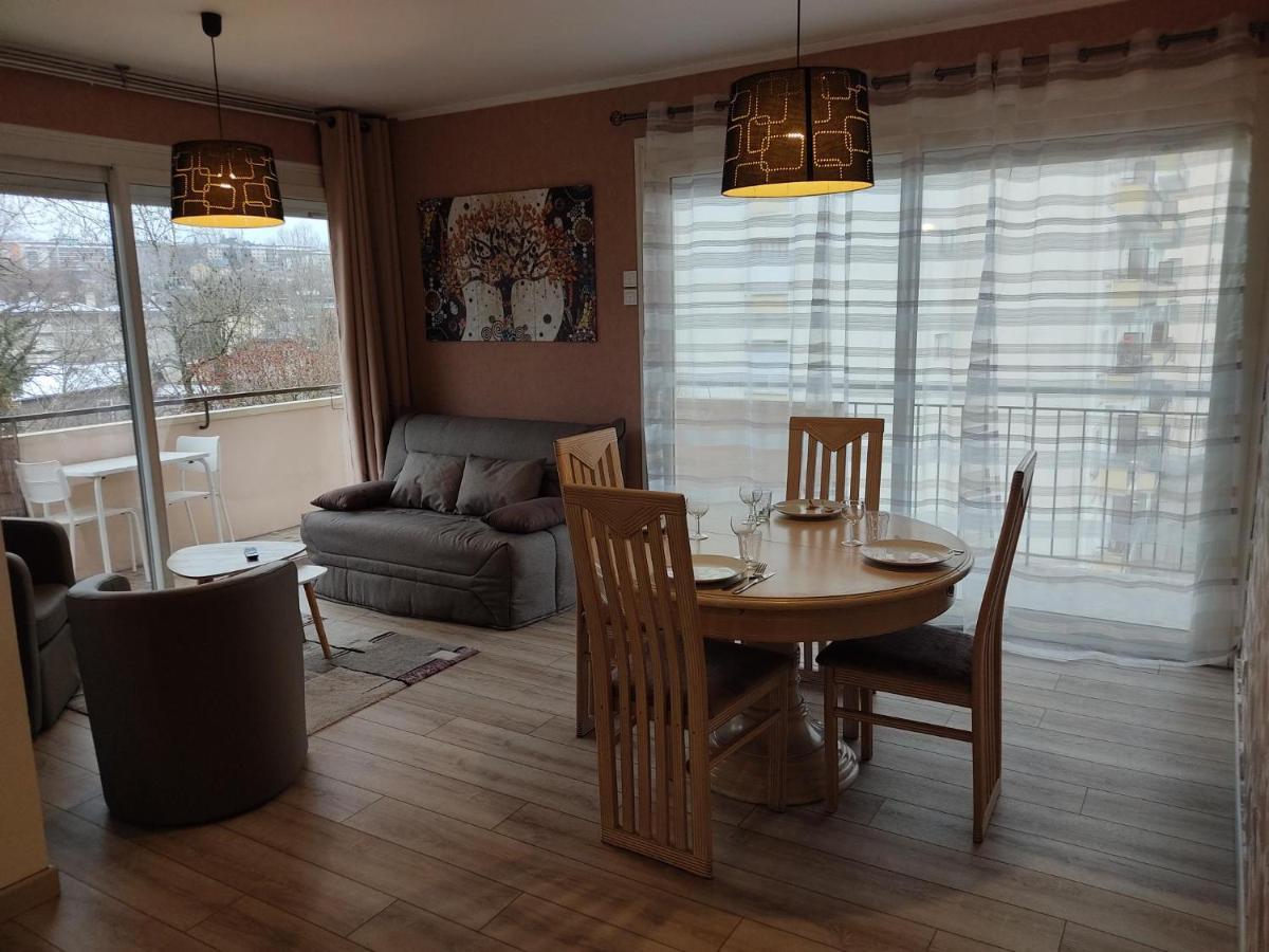 Au Bord Du Thiou - Apartment *