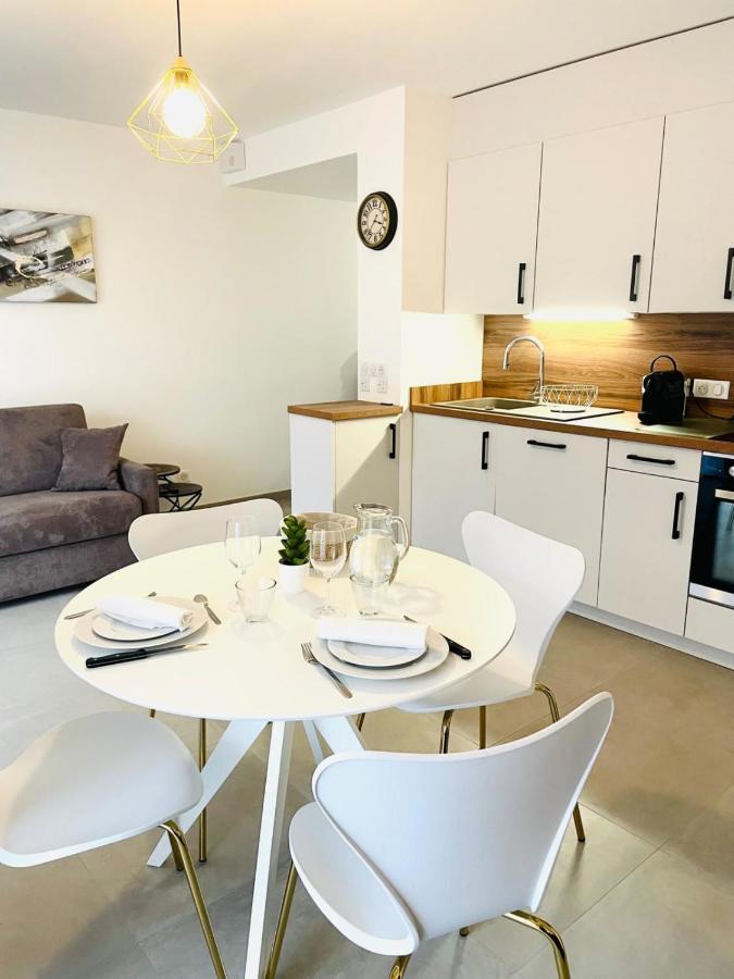 Appartement Le Quartz Tresum In A Modern Near The Garage Included