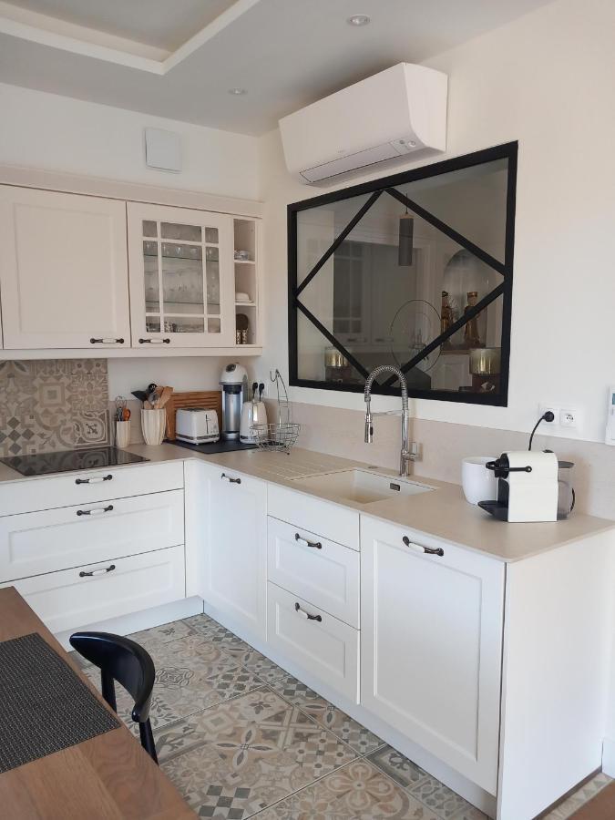 Le Chappuisien Charme Et Luxe En Vieille Apartment