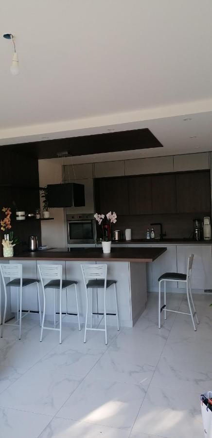 Des Cygnes Apartment