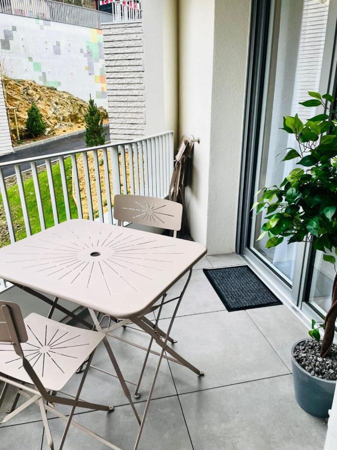 Appartement Le Quartz Tresum In A Modern Near The Garage Included *