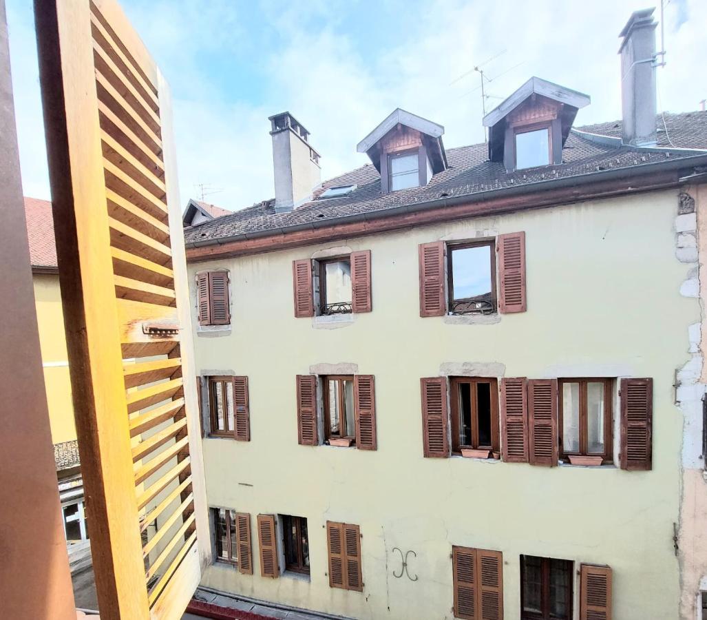 Charm In The Heart Of The Old Town Apartment