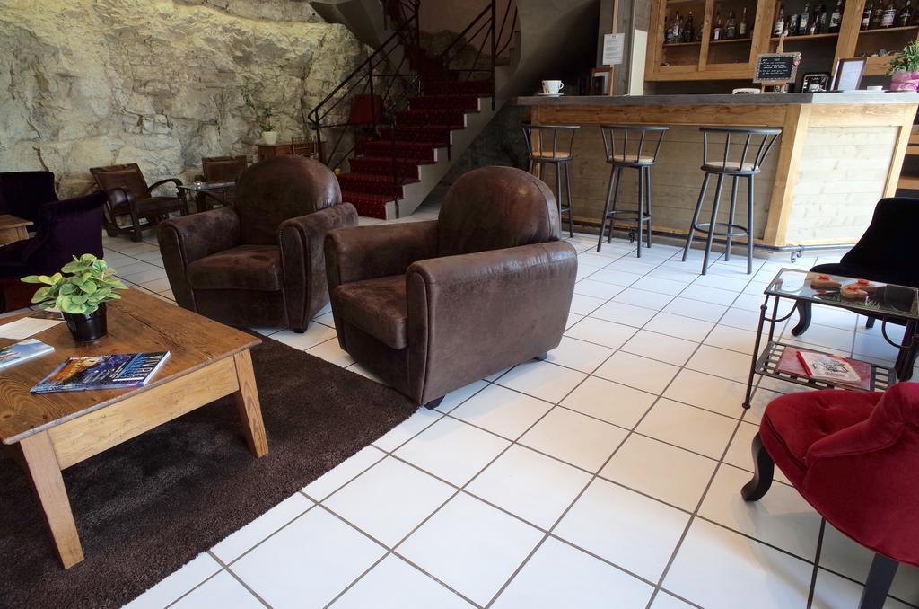 Hotel Des Marquisats 3*