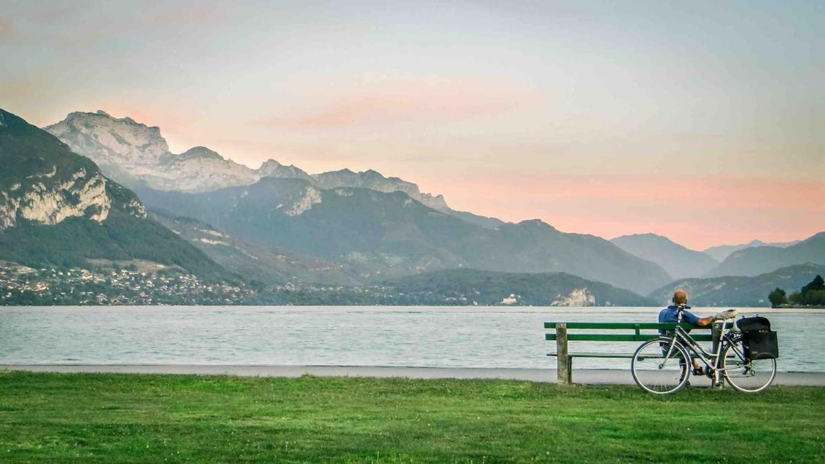 Grenier Du 100 M Du Annecy
