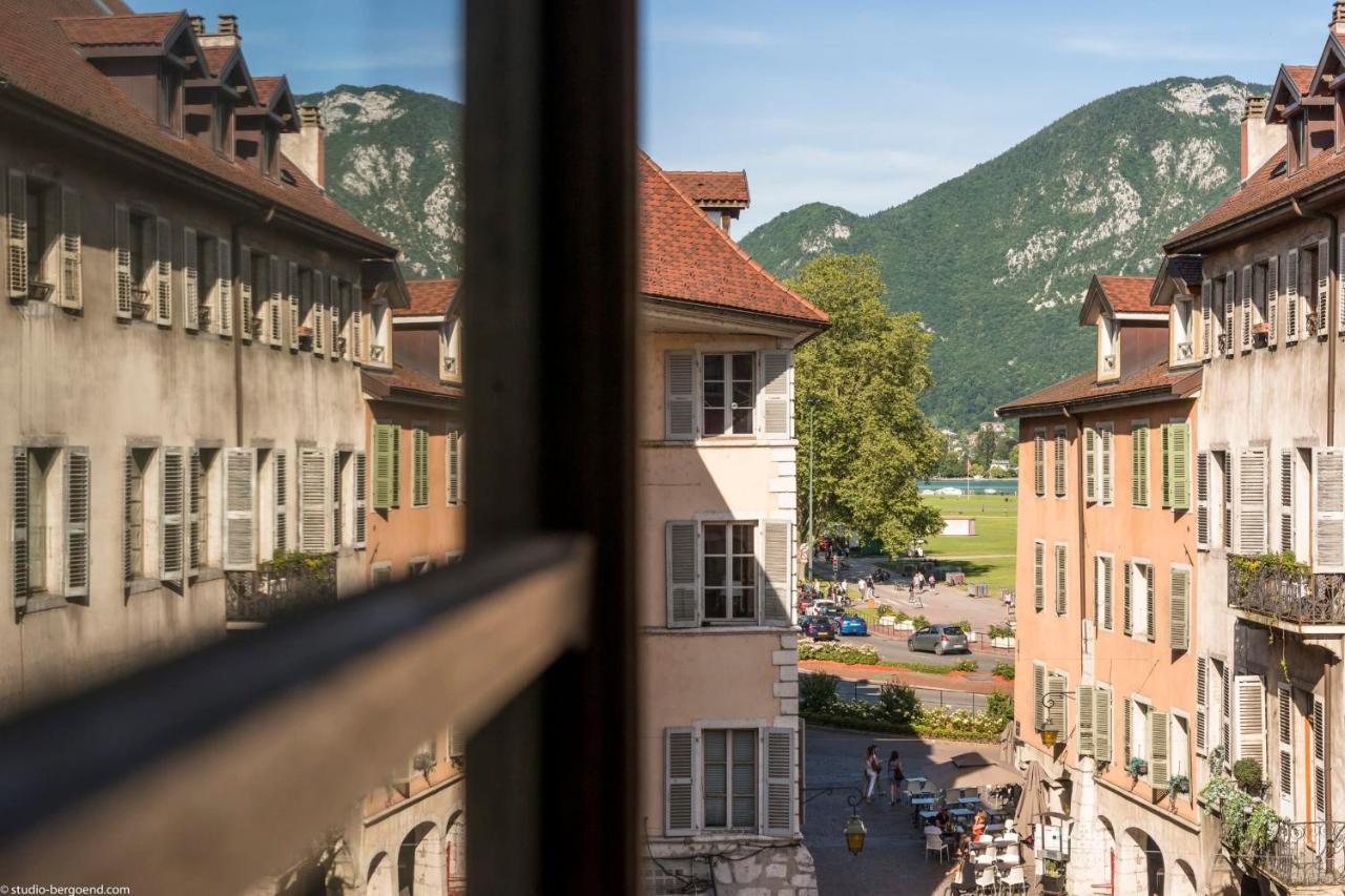 Historical Center - 165 Square Meter - 3 Bedrooms & 3 Bathrooms Annecy