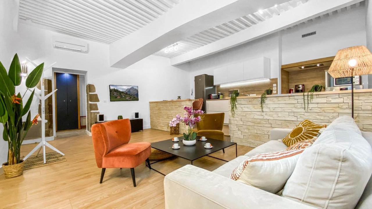 Homey Earl - Hypercentre - Proche Gare - Sauna Privatif - Balcon Prive - Wifi Gratuit Annecy