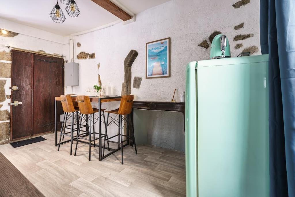 & Le Petit Rousseau - Proche Du Apartment Annecy