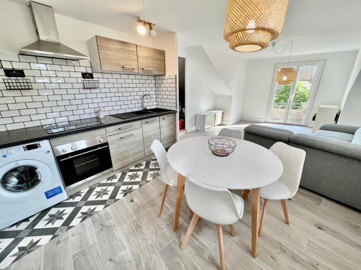Un Peu Pres Des Etoiles Apartment Annecy