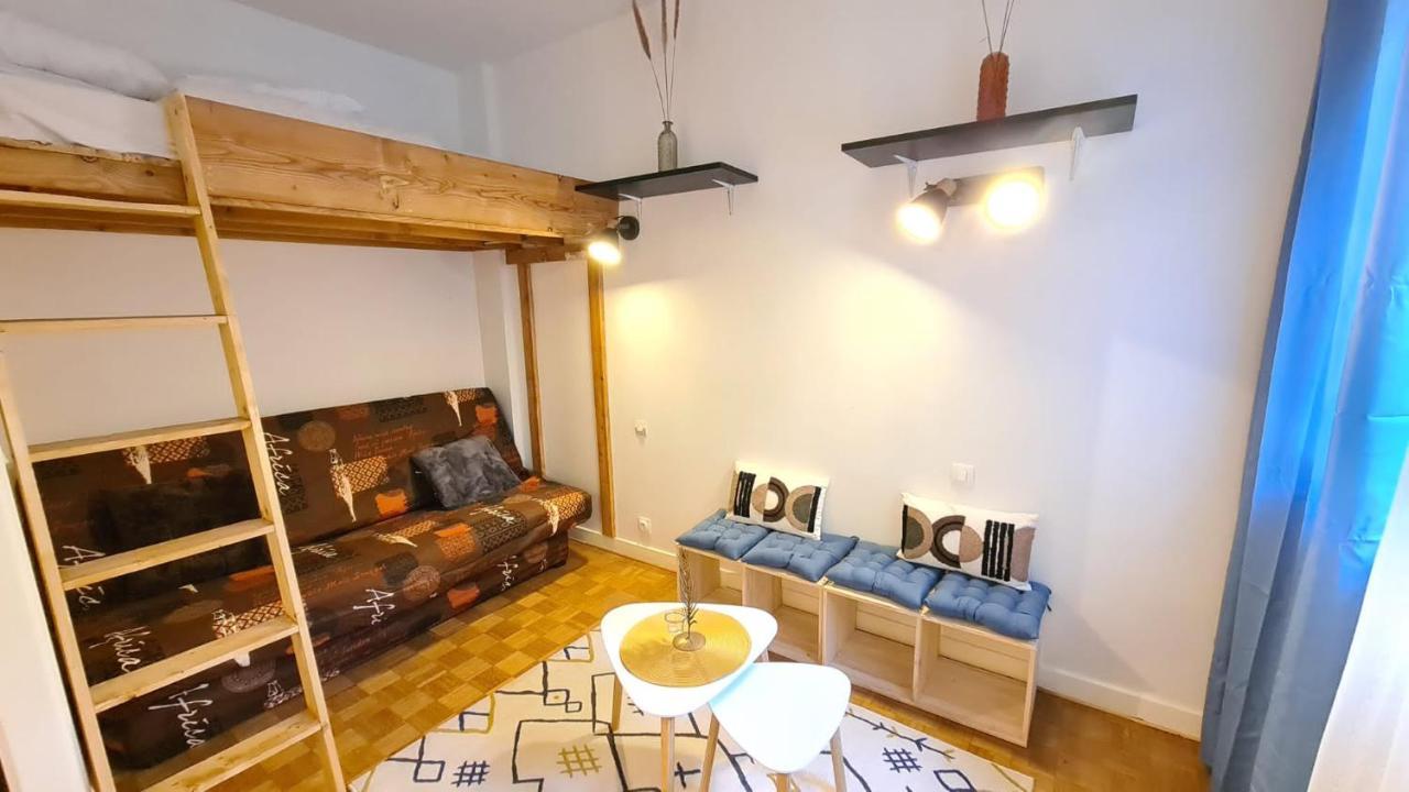 Cosy Pour 3 Avec Terrasse Proche Du Annecy