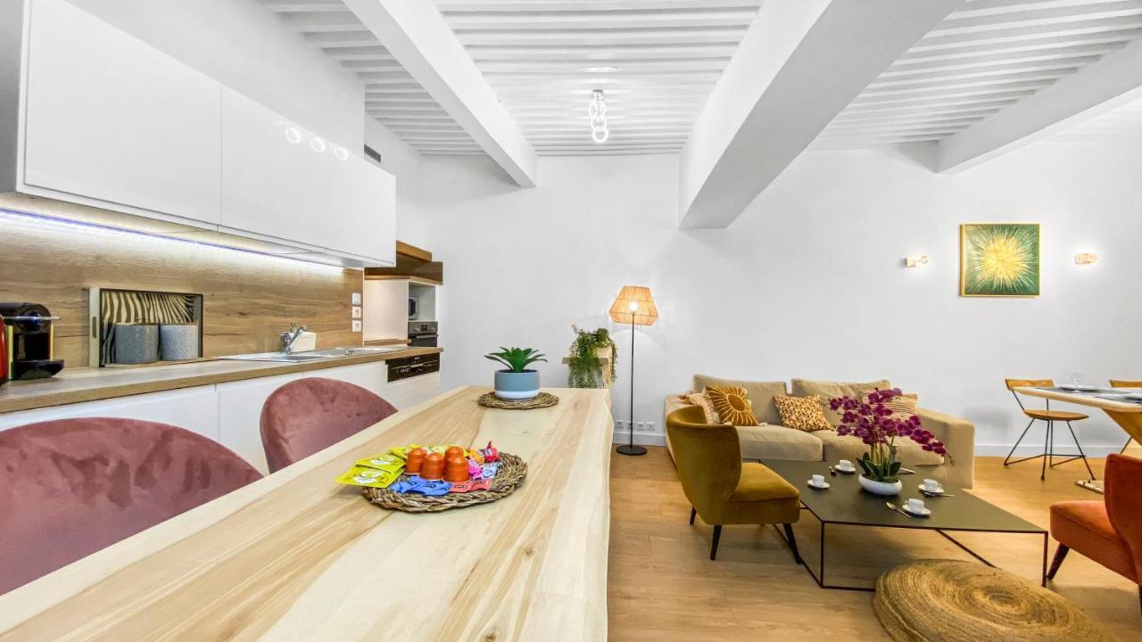 Homey Earl - Hypercentre - Proche Gare - Sauna Privatif - Balcon Prive - Wifi Gratuit Annecy