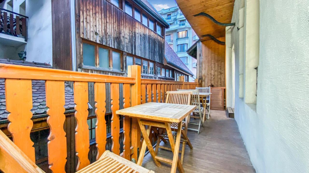 Homey Earl - Hypercentre - Proche Gare - Sauna Privatif - Balcon Prive - Wifi Gratuit * Annecy