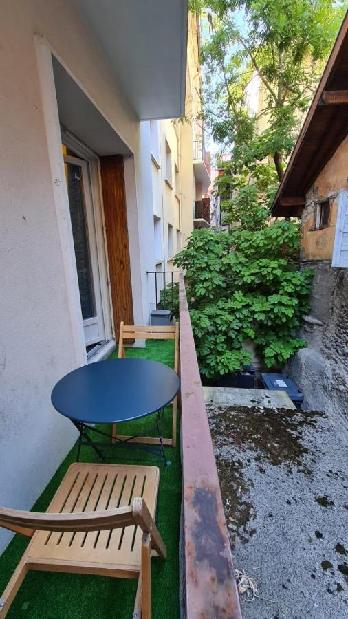 Cosy Pour 3 Avec Terrasse Proche Du *