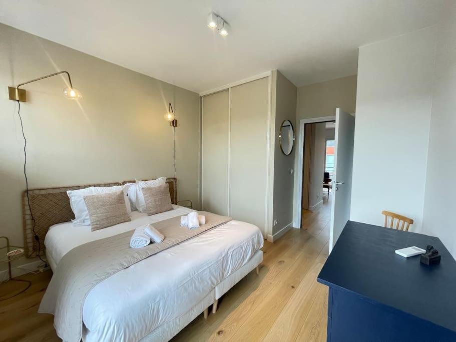 Appartement Lachenal, Centre, Balcon Avec Vue Chateau *