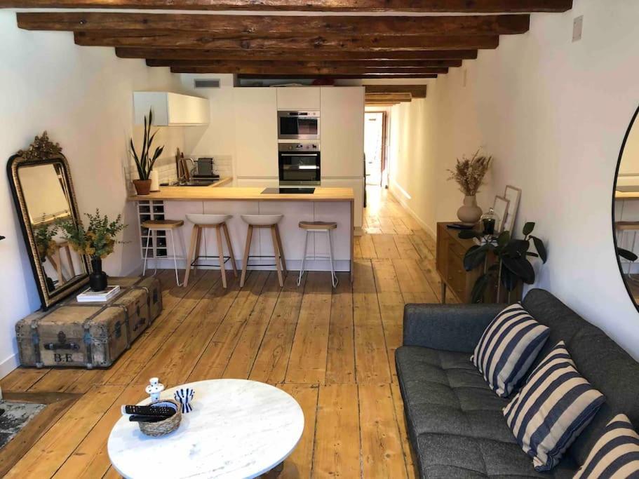 Apartment Situation Exceptionnelle Entre Et Rue Pietonne Annecy