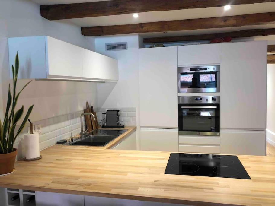 Apartment Situation Exceptionnelle Entre Et Rue Pietonne *