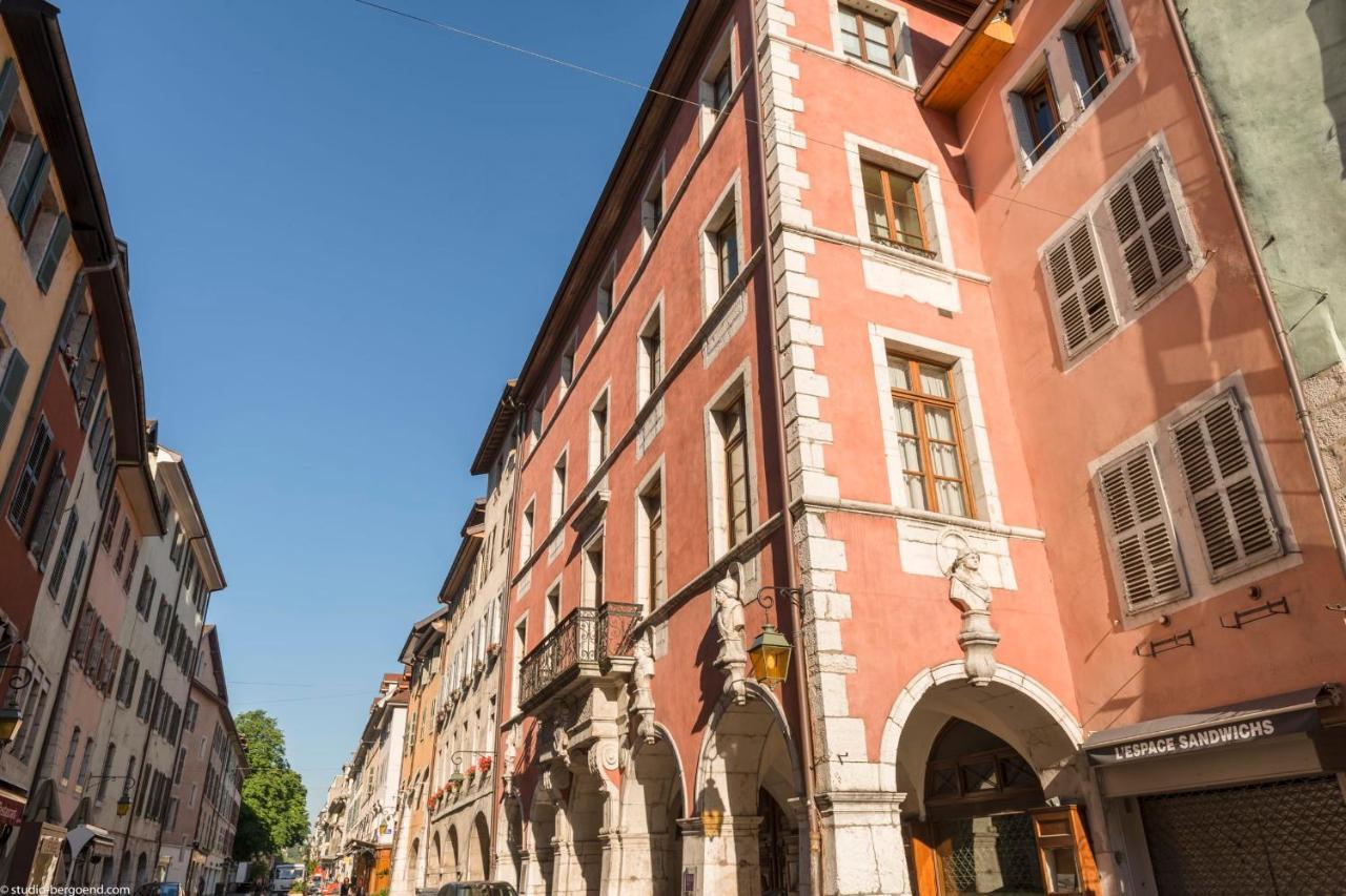 Historical Center - 165 Square Meter - 3 Bedrooms & 3 Bathrooms