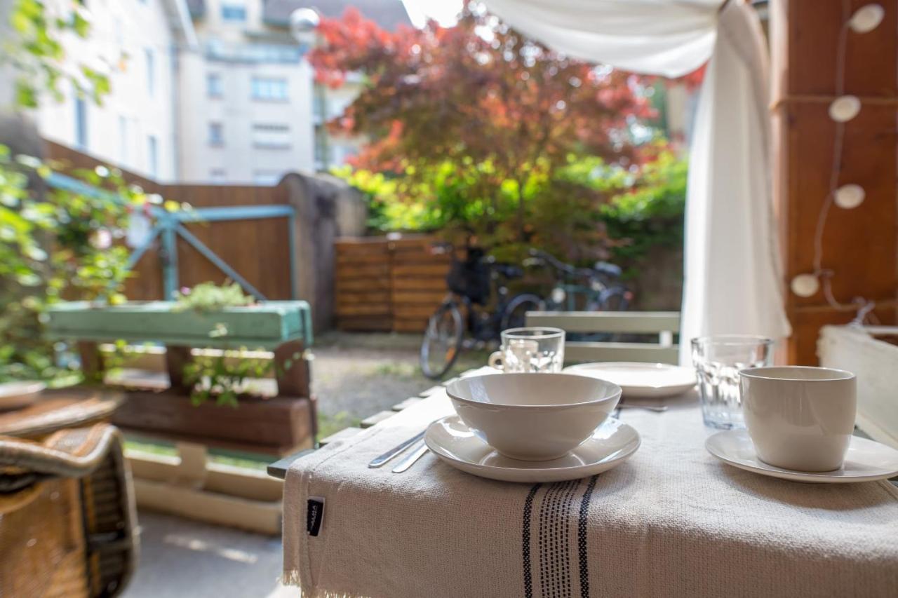 Le Petit Saigon *