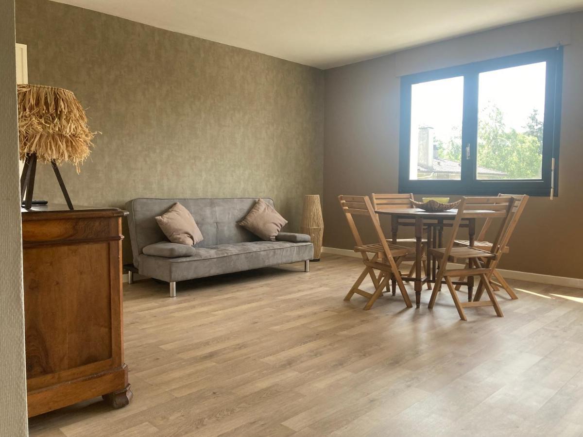 Location Saisonniere T2 Centre Apartment *