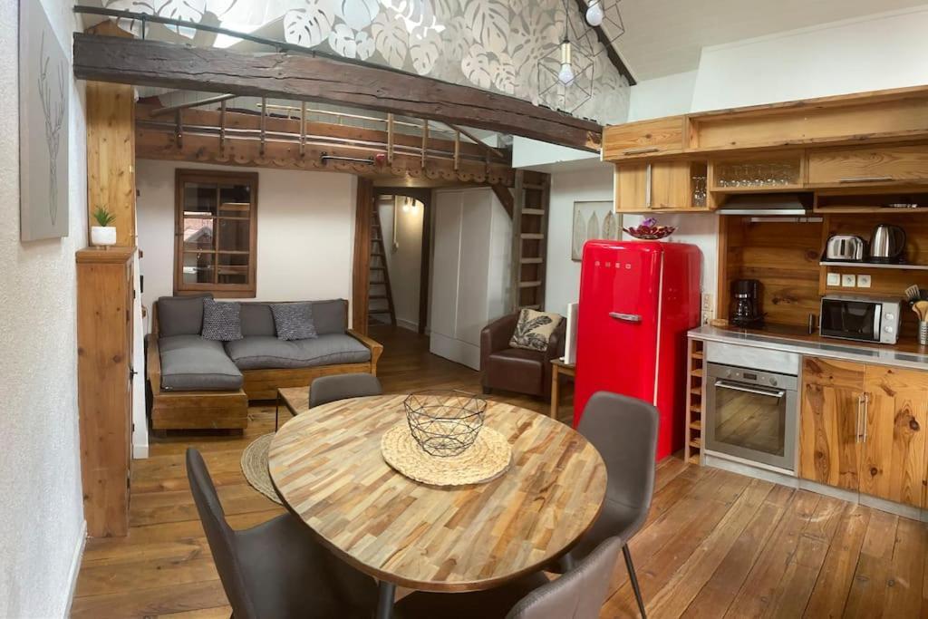 Appartement Plein De Charme - Coeur Vieille