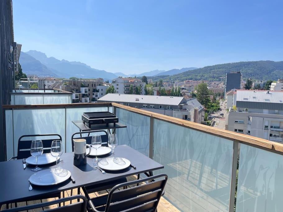 Apartment L'urban - Parc, Centre, Parking & Balcon Avec Vue! Annecy
