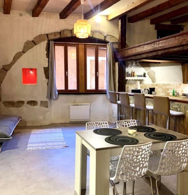 Appartement L'atypique, Bord Du Thiou