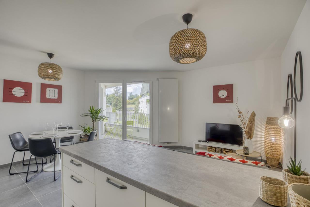 Apartment View Point
