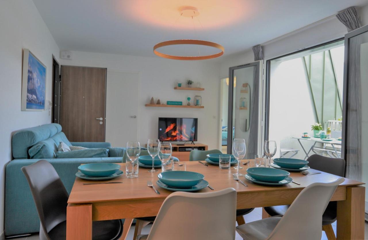 Apartment Le Bleu Du Lac: Lakeside Serenity With Private Parking Annecy