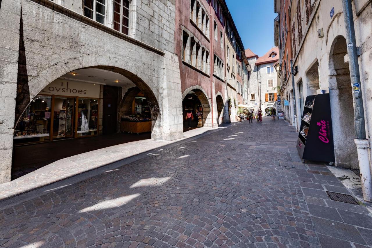La Terrasse Du Vieil Appartement Annecy
