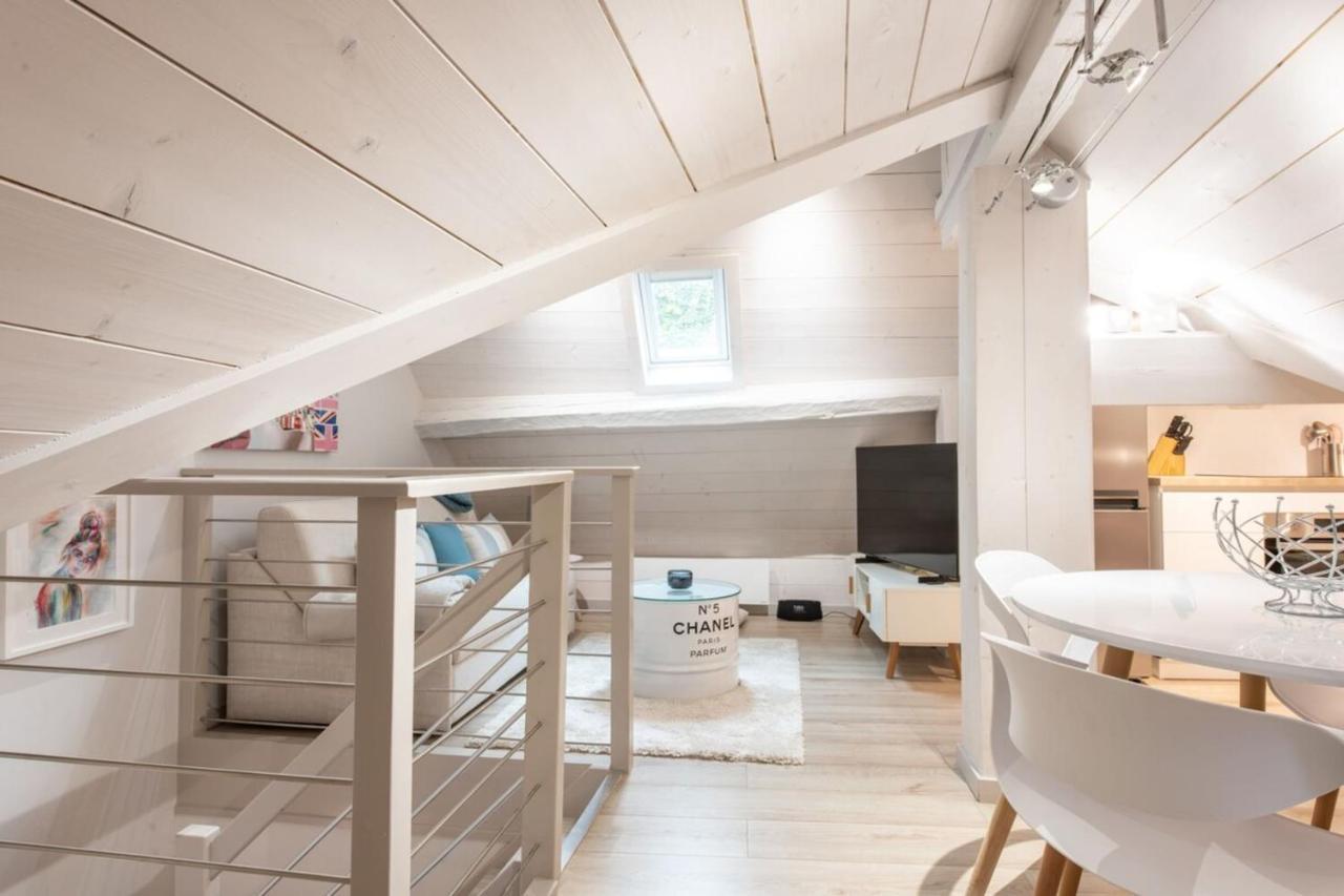 K2 Rent Duplex De Deux Doubles Entierement Renove *