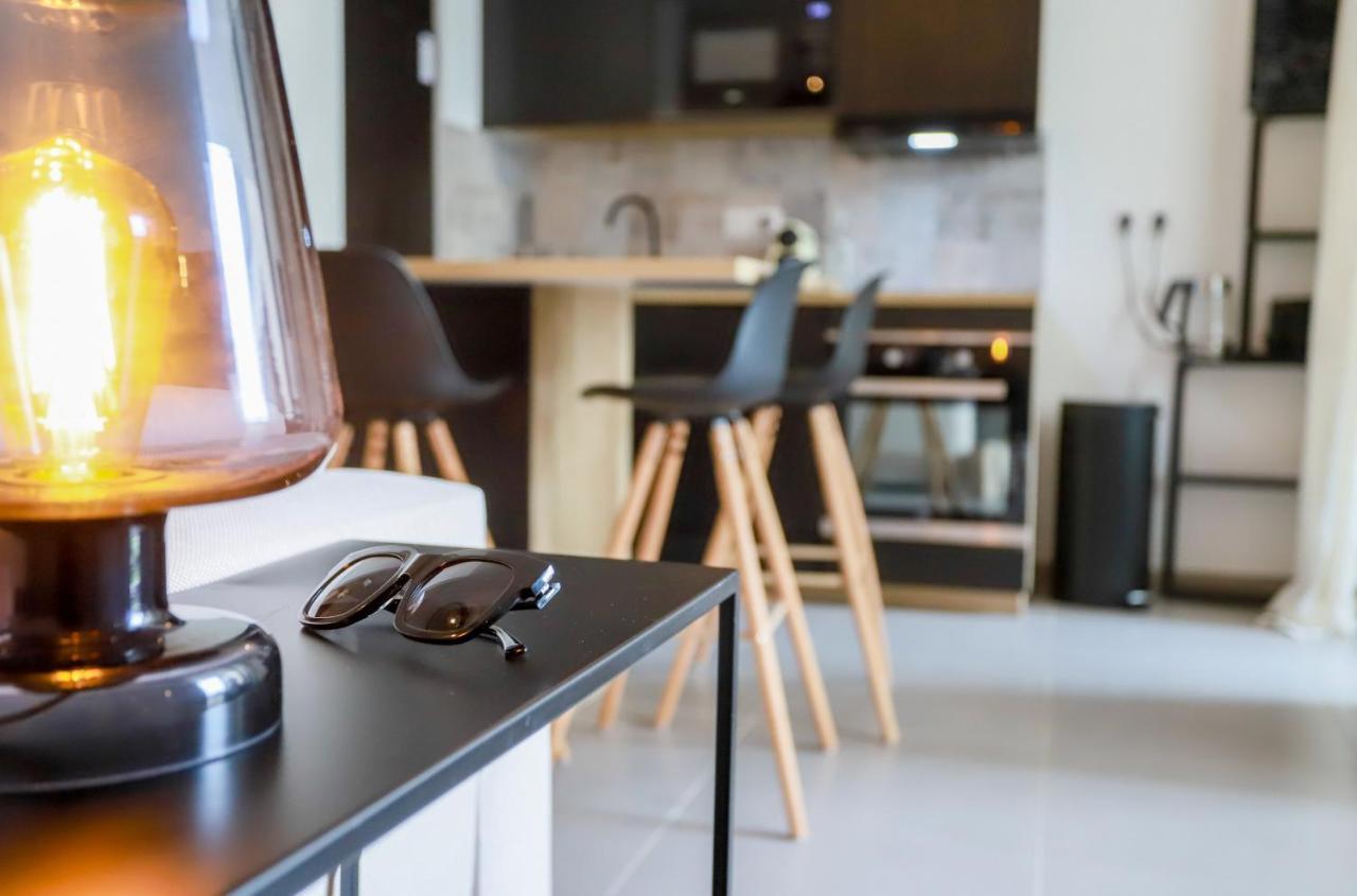 Gambetta Calme Et Confort Avec Balcon A Apartment Annecy
