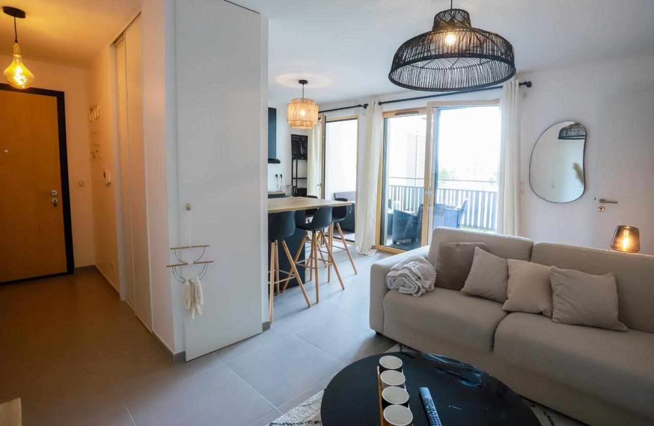 Gambetta Calme Et Confort Avec Balcon A Apartment Annecy