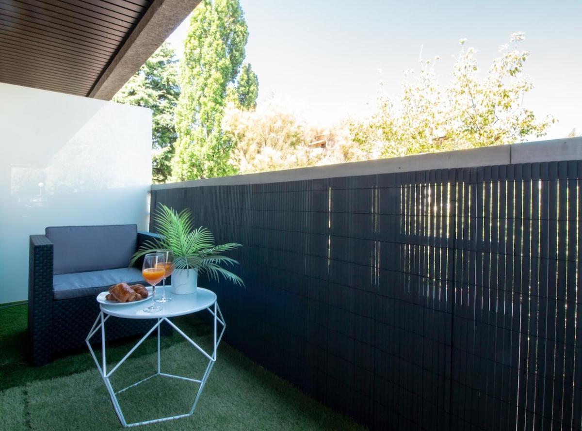 Apartment Golden Parking Proche Du