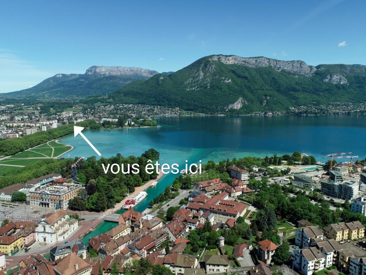 Moderne, Place Parking Prive, Emplacement Ideal A 100 M Du Lac. * Annecy