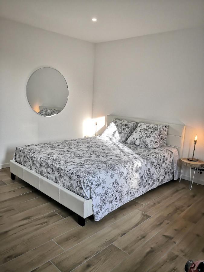 Moderne, Place Parking Prive, Emplacement Ideal A 100 M Du Lac. Apartment Annecy