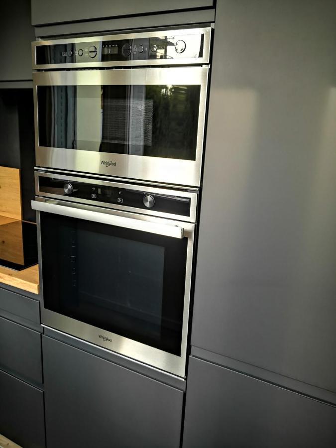 Apartment Moderne, Place Parking Prive, Emplacement Ideal A 100 M Du Lac. Annecy
