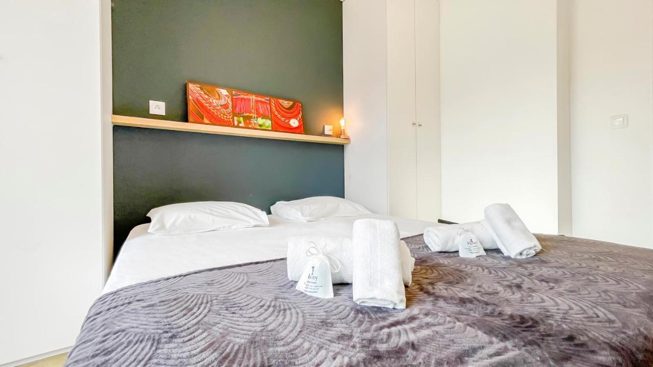 Apartment Homey Boa -hyper-centre- En Face De La Gare -balcon Prive Annecy