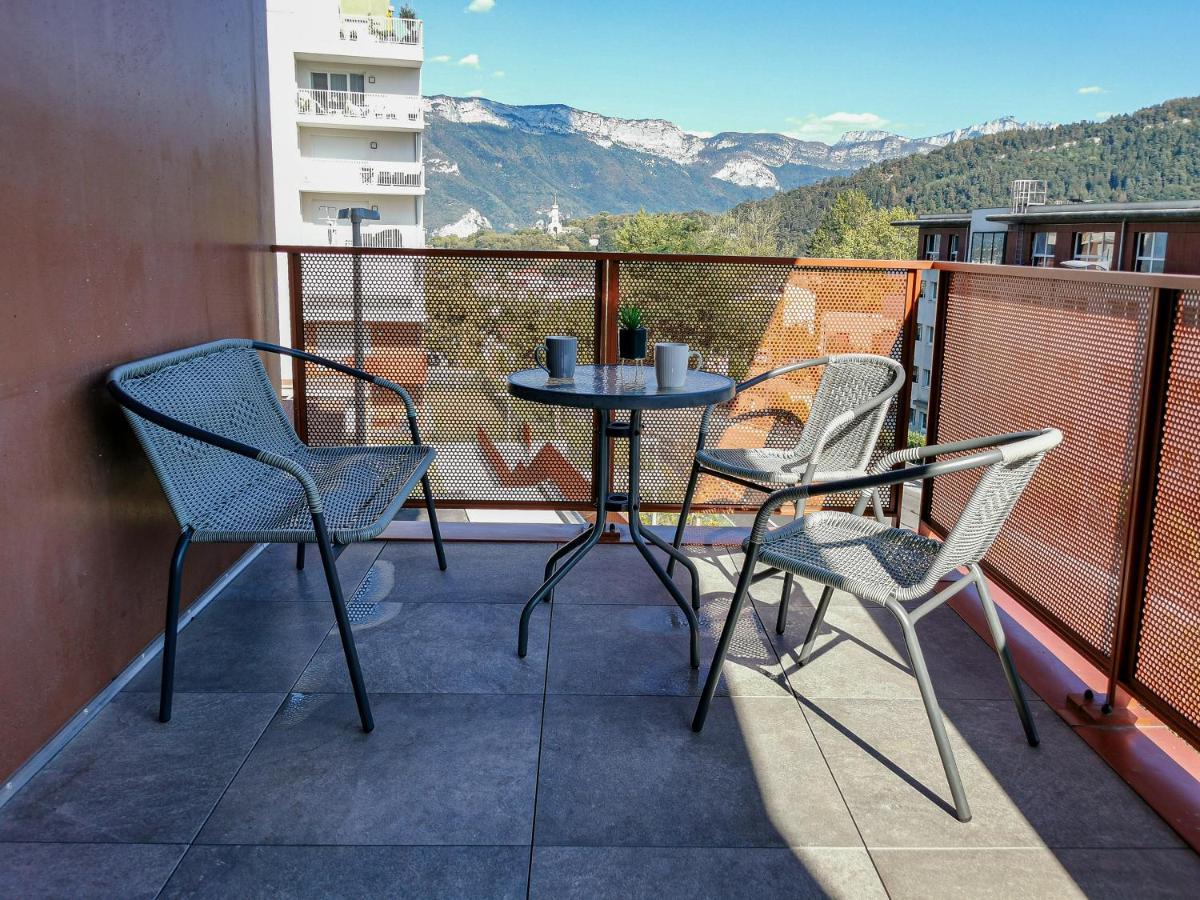 Appartement La Belle Vue - Garage Terrasse Wi-fi Netflix Disney+ *