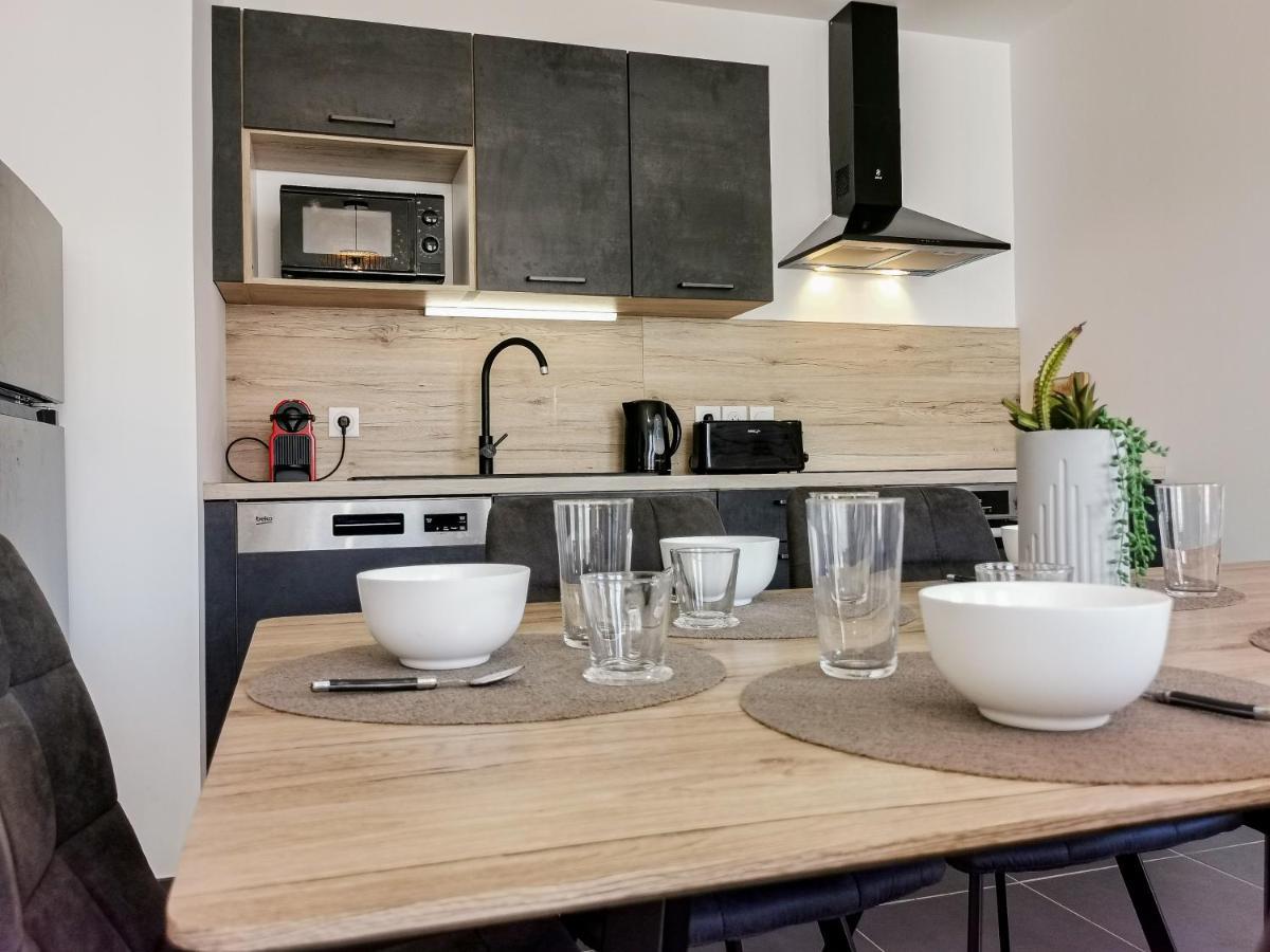 Appartement La Belle Vue - Garage Terrasse Wi-fi Netflix Disney+