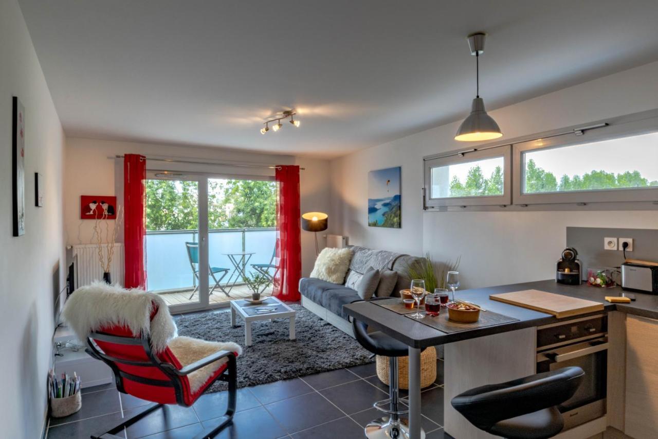 Le Coquelicot 3 Etoiles - Proche Vieille Ville, Calme & Confort * Annecy
